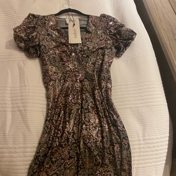 Holiday Party Dress!Ba&sh short dress. Perfect for holiday party! - Picture 6 of 6